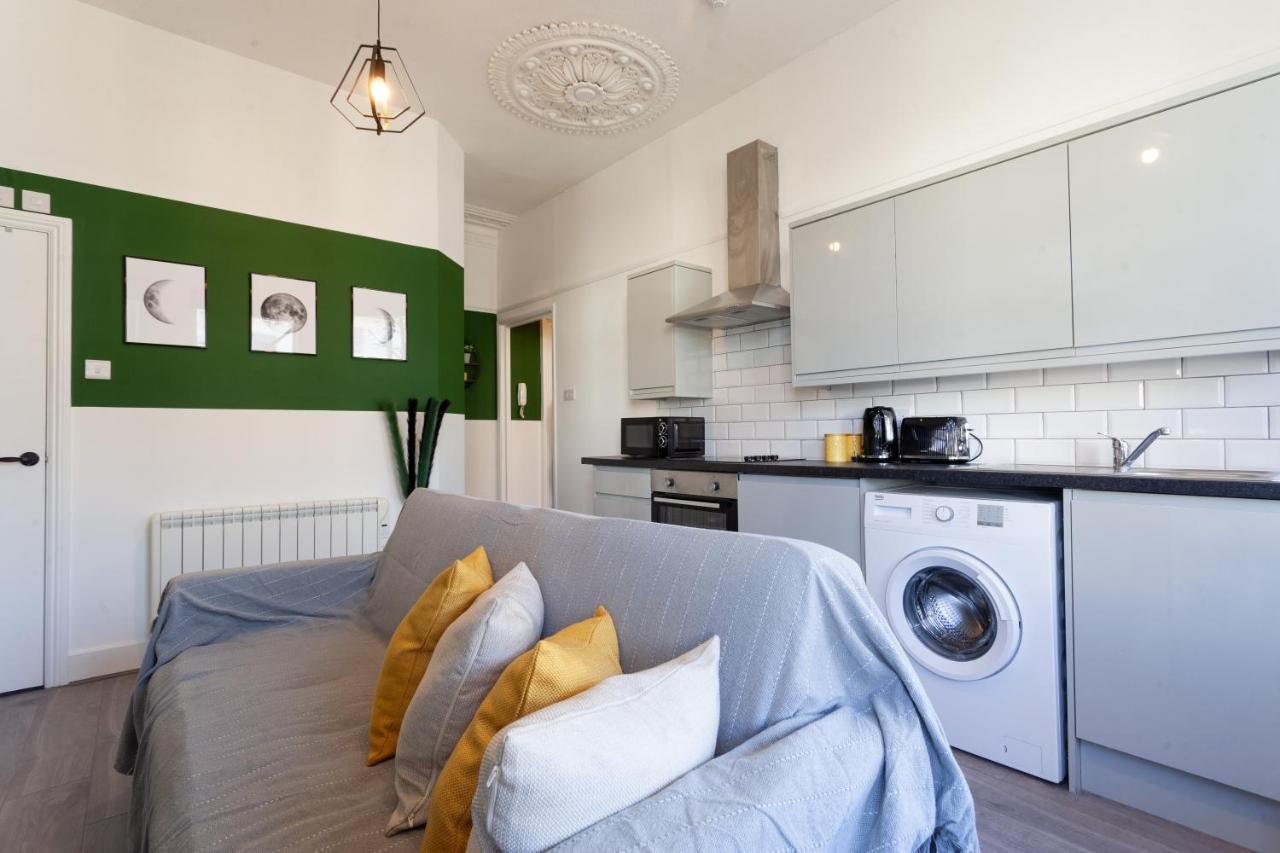 Hove Seaside Getaway Apartments 외부 사진